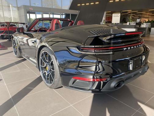 2024 Porsche 911 Turbo