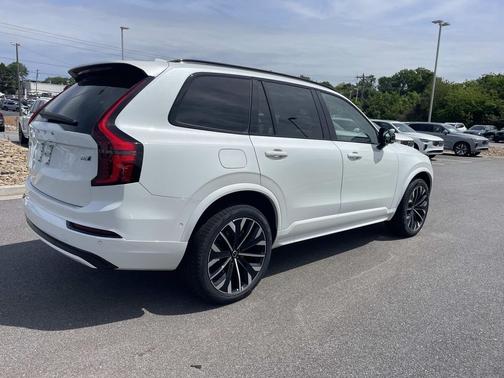 Crystal White Pearl 2026 Volvo XC90 Ultra Dark Theme, B6 AWD Gas (mild hybrid), Gasoline, 7 Seats
