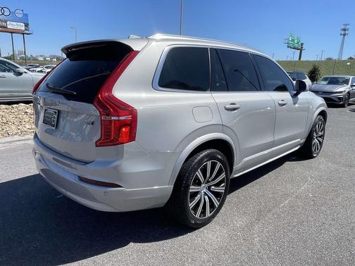 2023 Volvo XC90 B6 Core