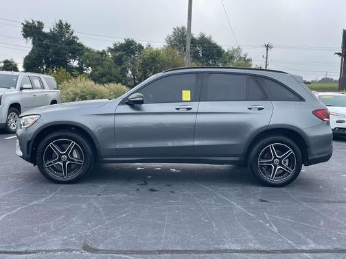 Graphite Grey Metallic 2022 Mercedes-Benz GLC 300 4MATIC