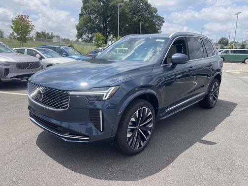2026 Volvo XC90 B5 Plus 7-Seater