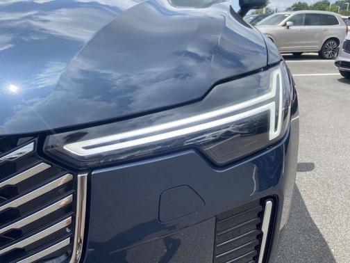2026 Volvo XC90 B5 Plus 7-Seater