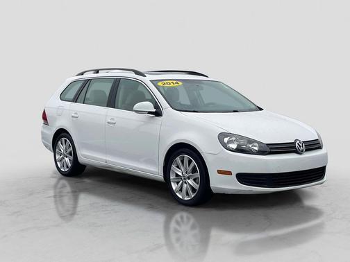 White 2014 Volkswagen Jetta SportWagen Auto SE w/Sunroof