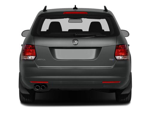 White 2014 Volkswagen Jetta SportWagen Auto SE w/Sunroof