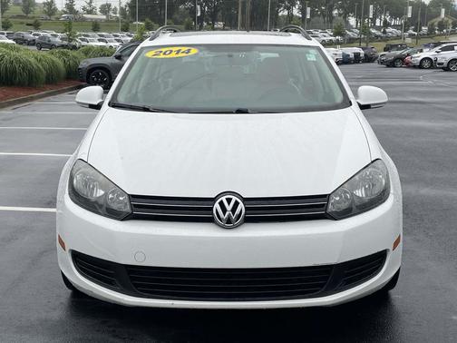 White 2014 Volkswagen Jetta SportWagen Auto SE w/Sunroof