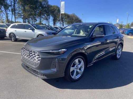 2025 Audi Q5 Prestige TFSI quattro S tronic