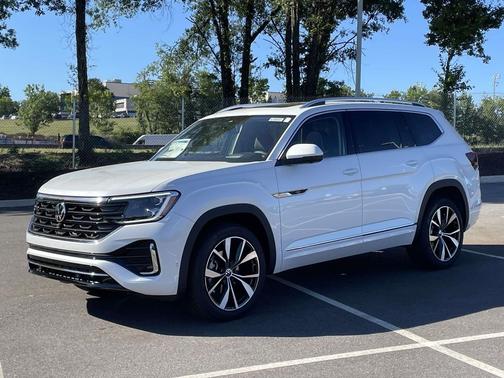 White 2026 Volkswagen Atlas 2.0T SEL Premium R-Line 4MOTION
