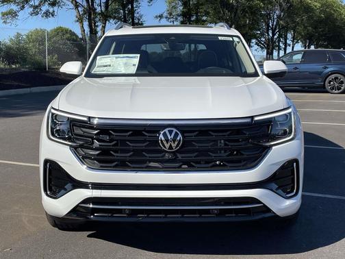 White 2026 Volkswagen Atlas 2.0T SEL Premium R-Line 4MOTION