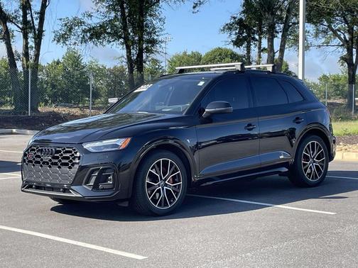 Mythos Black Metallic 2023 Audi SQ5 3.0T Prestige