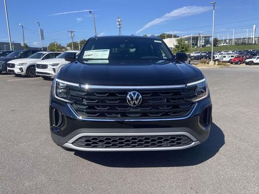 2026 Volkswagen Atlas Cross Sport 2.0T SE w/Technology 4MOTION