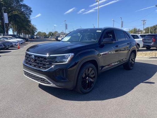 2026 Volkswagen Atlas Cross Sport 2.0T SE w/Technology 4MOTION