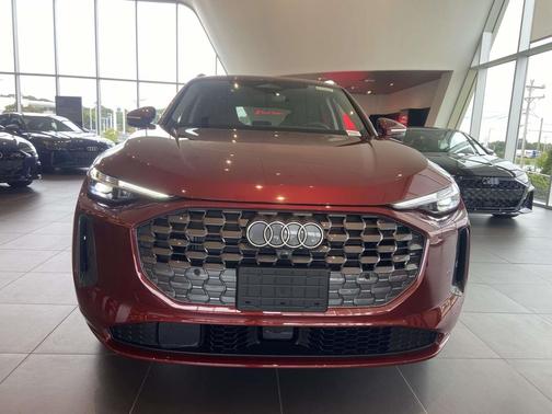 2025 Audi Q5 Prestige TFSI quattro S tronic