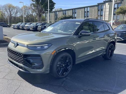 2026 Volkswagen Tiguan 2.0T SE R-Line Black