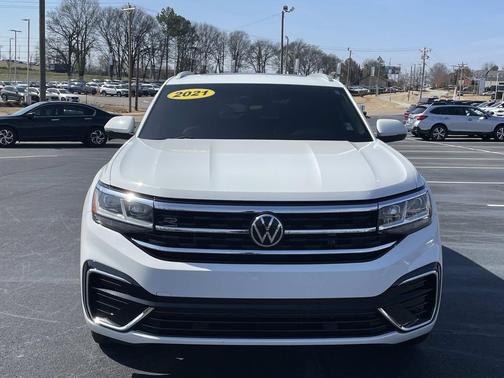 2021 Volkswagen Atlas Cross Sport 3.6L V6 SE w/Technology R-Line