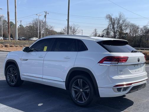 2021 Volkswagen Atlas Cross Sport 3.6L V6 SE w/Technology R-Line
