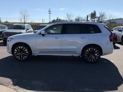 2026 Volvo XC90 Ultra, B6 AWD Gas (mild hybrid), Gasoline, Bright, 6 Seats