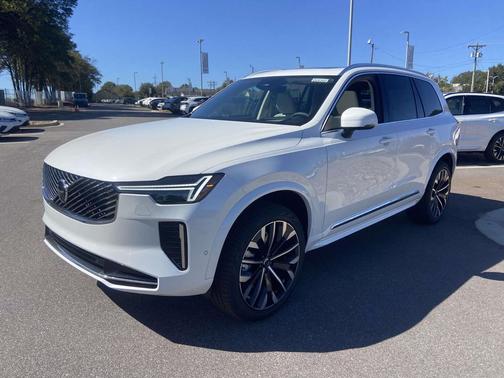 2026 Volvo XC90 B6 Ultra 7-Seater