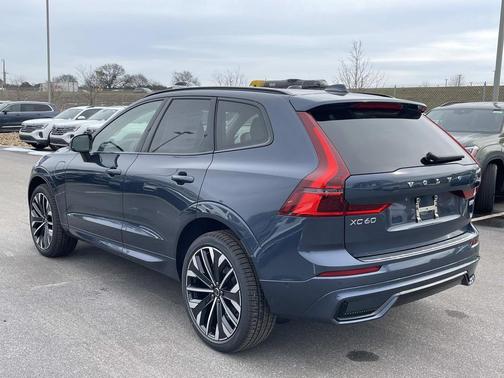 2026 Volvo XC60 Plug-In Hybrid Ultra, T8 AWD Electric/Gasoline, Dark