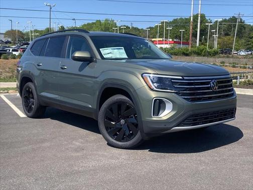 2025 Volkswagen Atlas 2.0T SE w/Technology