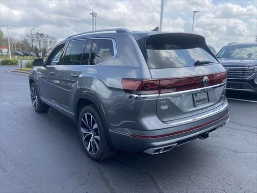 2025 Volkswagen Atlas 2.0T SEL Premium R-Line 4MOTION
