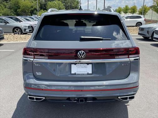 2025 Volkswagen Atlas 2.0T SEL Premium R-Line 4MOTION