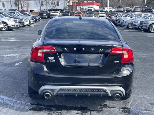 2017 Volvo S60 T5 Dynamic