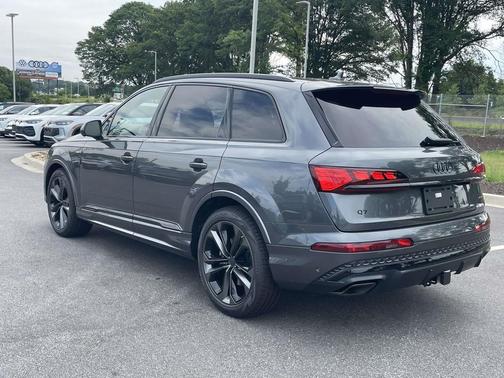 Daytona Gray 2026 Audi Q7 55 Prestige