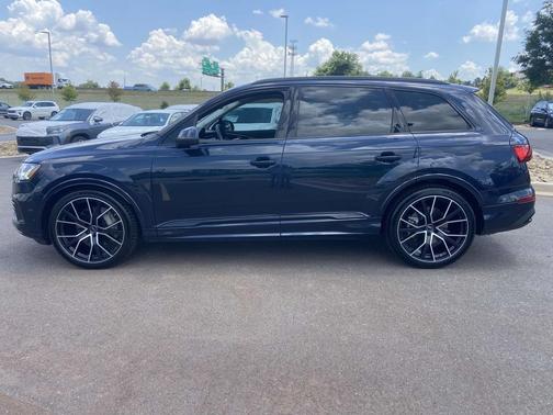 2023 Audi Q7 55 Prestige