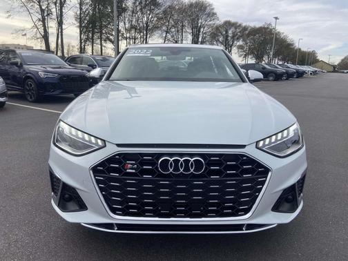 2022 Audi S4 Premium Plus TFSI quattro Tiptronic
