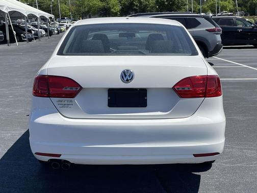 Candy White 2012 Volkswagen Jetta S