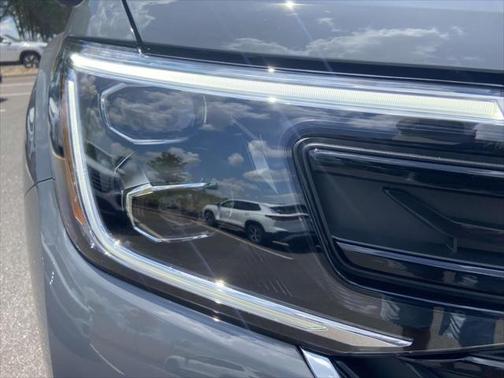 2025 Volkswagen Atlas 2.0T SEL Premium R-Line 4MOTION