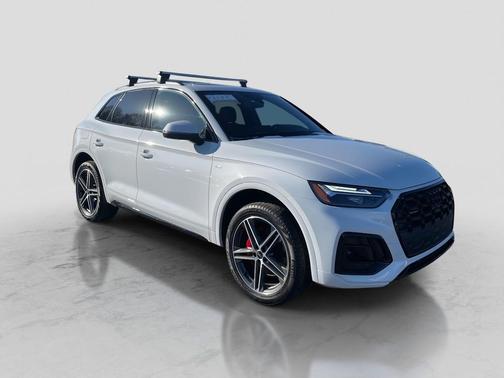 2024 Audi Q5 e 55 S line Premium Plus