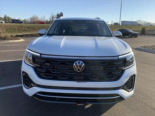 2025 Volkswagen Atlas 2.0T SEL Premium R-Line 4MOTION