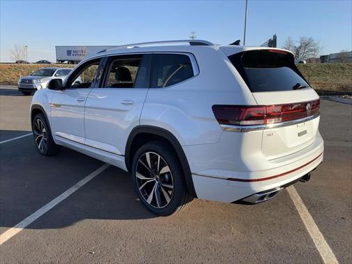 2025 Volkswagen Atlas 2.0T SEL Premium R-Line 4MOTION