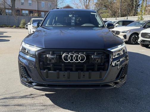 2026 Audi Q7 55 Premium Plus