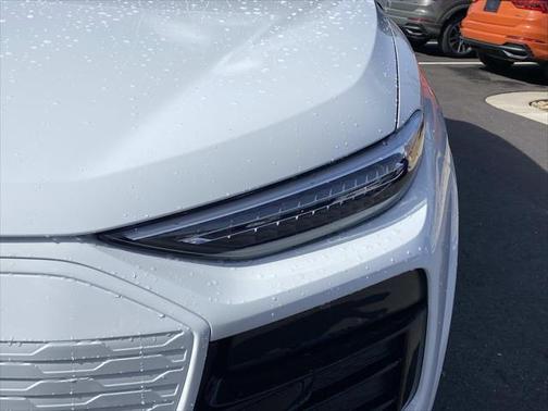 2025 Audi Q6 e-tron Premium Plus quattro