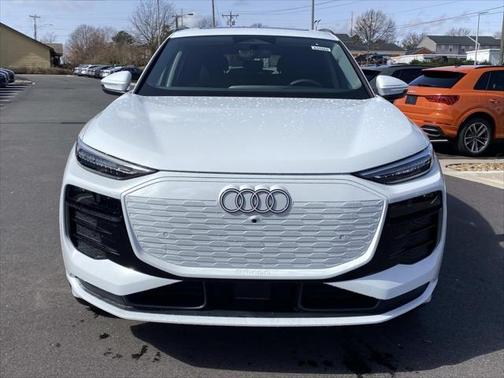 2025 Audi Q6 e-tron Premium Plus quattro