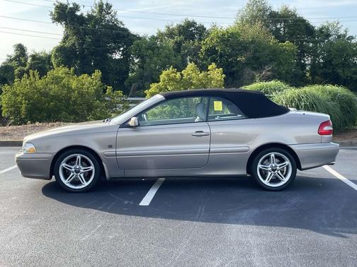 Moondust Metallic 2002 Volvo C70 LT