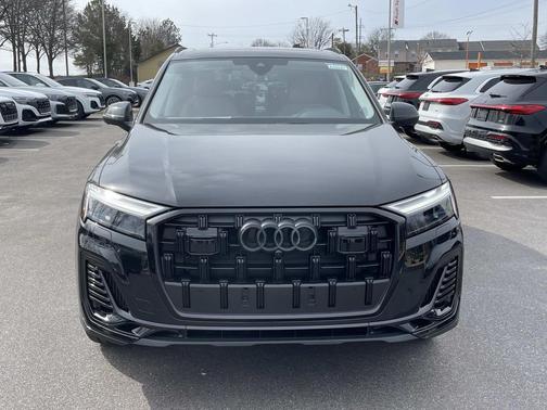 2026 Audi Q7 55 Premium Plus