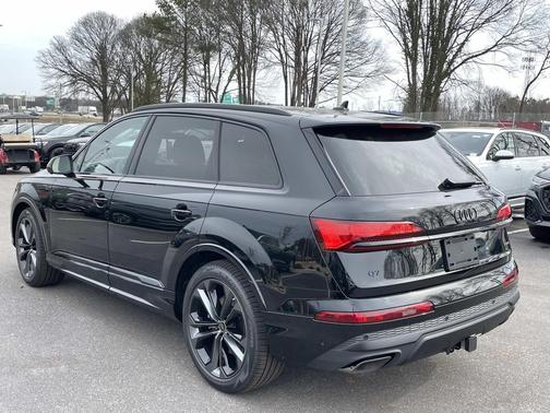 2026 Audi Q7 55 Premium Plus
