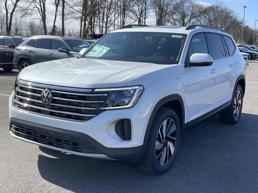 White 2026 Volkswagen Atlas 2.0T SE w/Technology