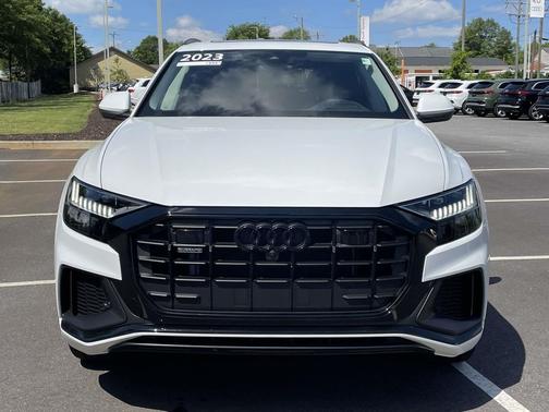 Glacier White Metallic 2023 Audi Q8 55 Prestige