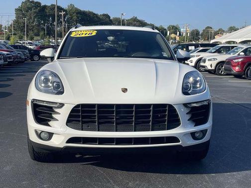 Agate Grey Metallic 2018 Porsche Macan Macan