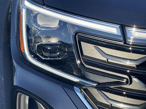 2026 Volkswagen Atlas Cross Sport 2.0T SE w/Technology 4MOTION