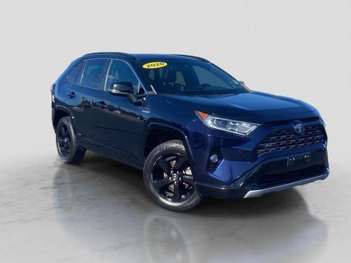 2020 Toyota RAV4 Hybrid SE