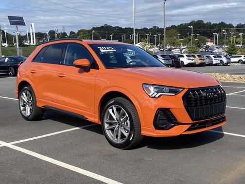 2025 Audi Q3 Premium 45 TFSI S line quattro Tiptronic