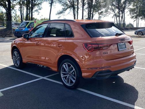 2025 Audi Q3 Premium 45 TFSI S line quattro Tiptronic