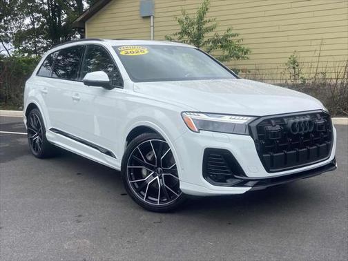 2025 Audi Q7 55 Prestige