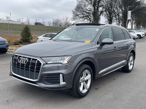 2024 Audi Q7 45 Premium Plus