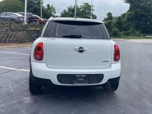 Light White 2012 MINI Cooper Countryman Base